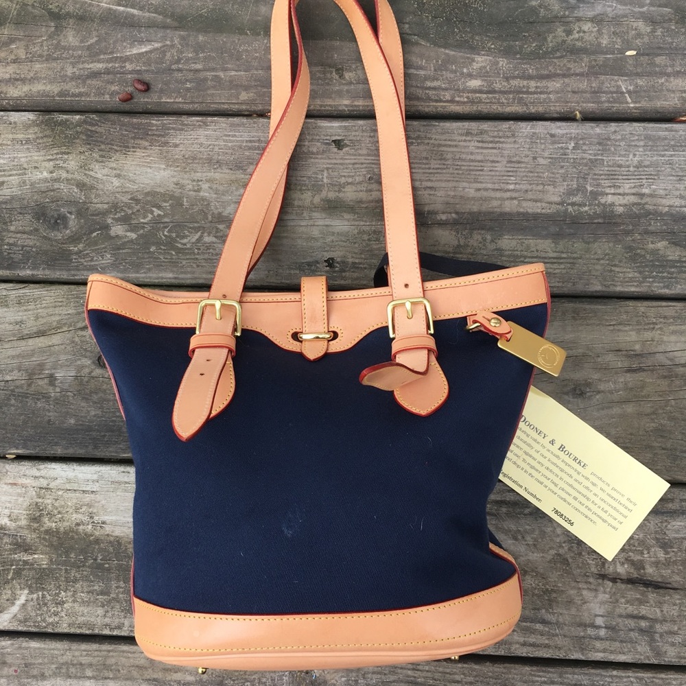 Dooney and Bourke Cabriolet handbag